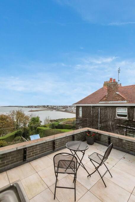Skippingstone Beach Loft With Amazing Sea Views Bangor Eksteriør billede